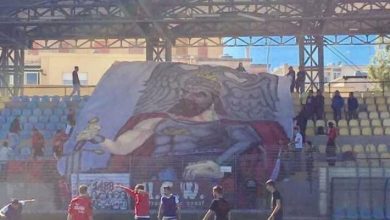 Njihuni me skuadrën arbëreshe të Kategorisë së Dytë në Itali, kanë simbol shqiponjën dhe i këndojnë Skënderbeut (FOTO+VIDEO) Njihuni me skuadrën arbëreshe të Kategorisë së Dytë në Itali, kanë simbol shqiponjën dhe i këndojnë Skënderbeut (FOTO+VIDEO)