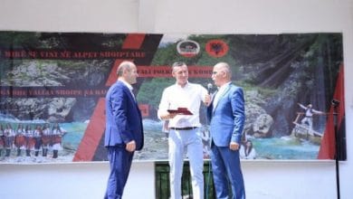 Veseli në Vuthaj: Do t’i çajmë ato male me një tunel, Plava e Gucia do të lidhen me Kosovën Veseli në Vuthaj: Do t’i çajmë ato male me një tunel, Plava e Gucia do të lidhen me Kosovën