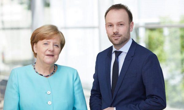 CDU’ja e Merkelit në përkrahje të Osmanit: Politikanët e rinj dhe të besueshëm do t’i japin Kosovës energji dhe vizion CDU’ja e Merkelit në përkrahje të Osmanit: Politikanët e rinj dhe të besueshëm do t’i japin Kosovës energji dhe vizion