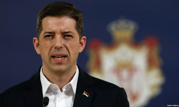 Gjuriq apel serbëve të Kosovës: Dilni masivisht në zgjedhje