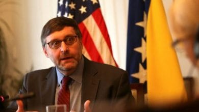 “Qeveria e re e Kosovës duhet të heqë taksën, të rinisë dialogun me Serbinë”
