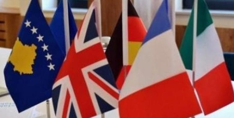 Kosova dhe Serbia “nuk lëvizin” edhe pas deklaratës së Quintit Kosova dhe Serbia “nuk lëvizin” edhe pas deklaratës së Quintit