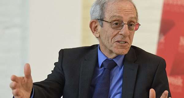 Daniel Serwer: Amerikanët, lojëra të çuditshme në Ballkan! Daniel Serwer: Amerikanët, lojëra të çuditshme në Ballkan!