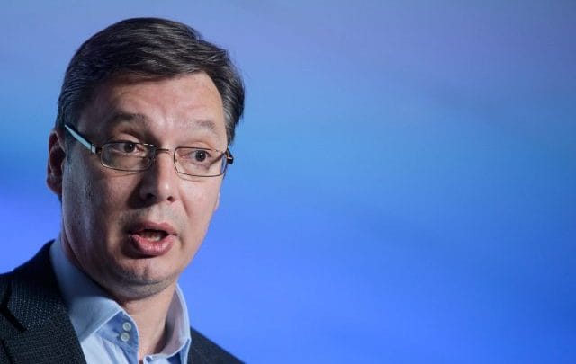 Serbia nuk ndalet, Vuçiç kërkon nga Greqia të mos e njohë Kosovën