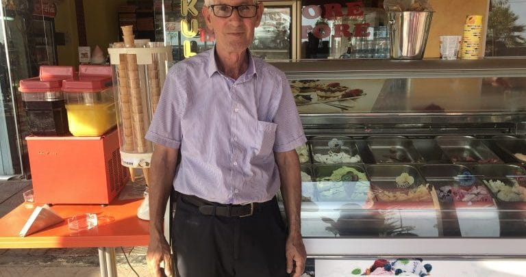 Turizmi hap mundësi biznesi për shqiptaret e Kosovës në Shqipëri Turizmi hap mundësi biznesi për shqiptaret e Kosovës në Shqipëri