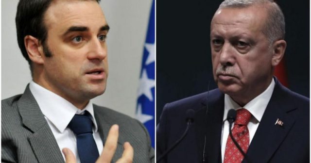 O’Connell: Kosova duhet të vendosë për vete, nuk është nën ndikim të Perandorisë Osmane O’Connell: Kosova duhet të vendosë për vete, nuk është nën ndikim të Perandorisë Osmane