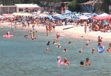 Turistët anglezë dhe italianë dynden në Radhimë Turistët anglezë dhe italianë dynden në Radhimë