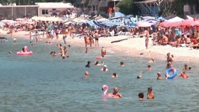 Turistët anglezë dhe italianë dynden në Radhimë Turistët anglezë dhe italianë dynden në Radhimë