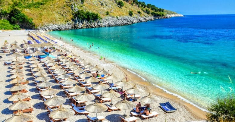 Franceinter: Shqipëria, nga diktatura drejt turizmit Franceinter: Shqipëria, nga diktatura drejt turizmit