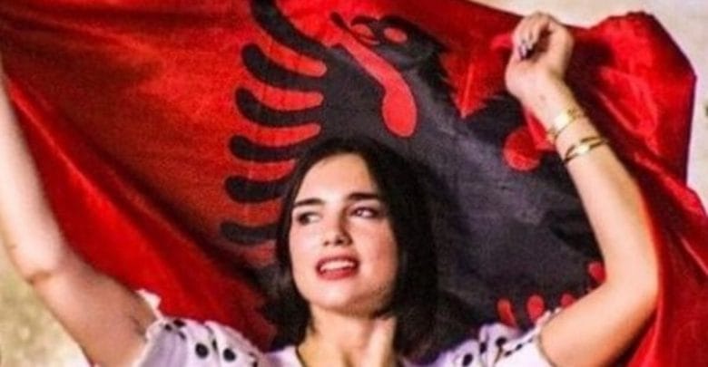 VIDEO/ Dua Lipa: Nganjëherë duhet thjesht të tregosh sa shqiptare je VIDEO/ Dua Lipa: Nganjëherë duhet thjesht të tregosh sa shqiptare je