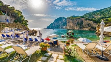 Greqia na fut në ‘top list’, mbi 1 milion turistë nga Shqipëria në vit
