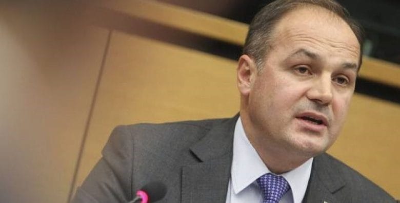 Deklaratat e ushtrisë serbe/ Reagon qeveria e Kosovës Deklaratat e ushtrisë serbe/ Reagon qeveria e Kosovës