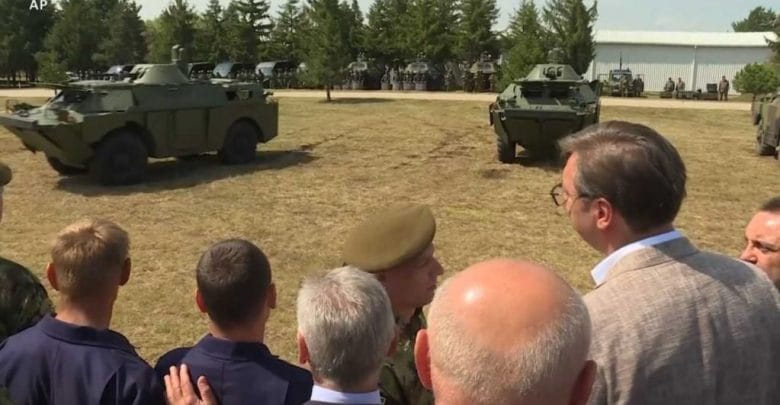 Shqetësime në Kosovë për armatosjen e Serbisë nga Rusia