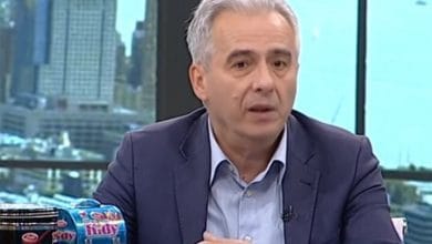 Provokon politikani serb: Kosova nuk është shtet, udhëtojmë atje pa pasaporta Provokon politikani serb: Kosova nuk është shtet, udhëtojmë atje pa pasaporta
