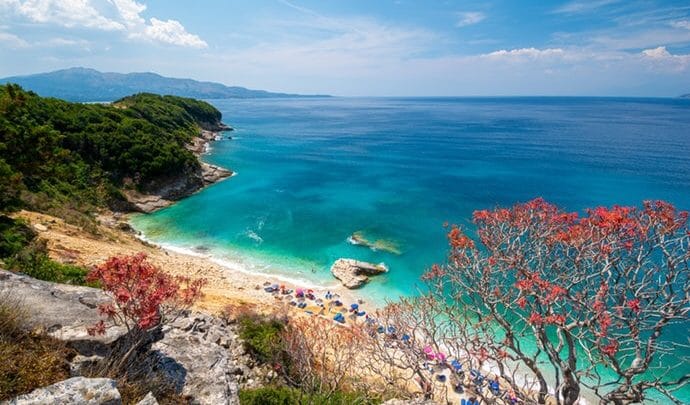 Faqja e njohur: Riviera Shqiptare të lë pa frymë Faqja e njohur: Riviera Shqiptare të lë pa frymë