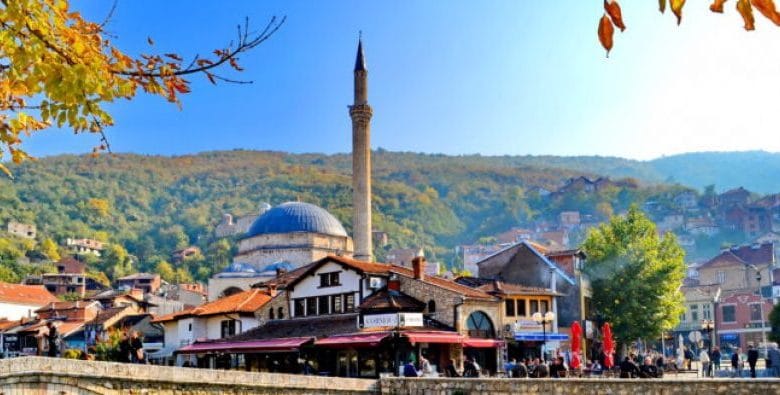 Me histori dhe bukuri të shumta natyrore, Prizreni i mbipopulluar nga turistët Me histori dhe bukuri të shumta natyrore, Prizreni i mbipopulluar nga turistët