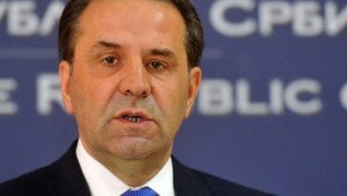 Ministri serb: Për shkak të taksës po humbim miliona euro Ministri serb: Për shkak të taksës po humbim miliona euro