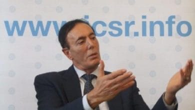 Profesori amerikan tregon kushtin që Kosova dhe Serbia të jenë pjesë e BE-së Profesori amerikan tregon kushtin që Kosova dhe Serbia të jenë pjesë e BE-së