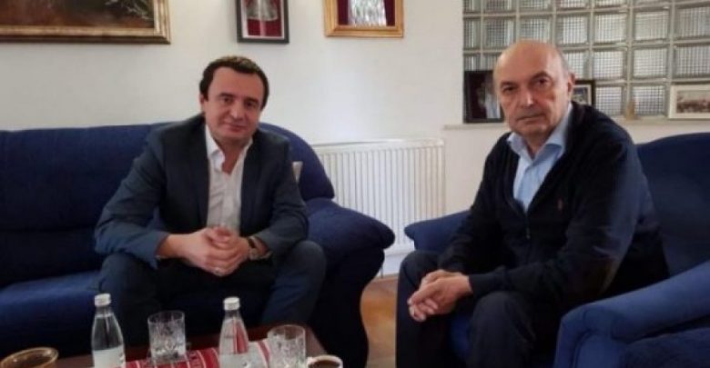 Kryeministër Albin Kurti apo Vjosa Osmani? Isa Mustafa shpjegon bashkëpunimin me Vetëvendosjen Kryeministër Albin Kurti apo Vjosa Osmani? Isa Mustafa shpjegon bashkëpunimin me Vetëvendosjen