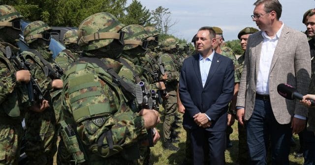 Ushtaraku Shqiptaro-Amerikan jep alarmin: Zbulon skenarin e Serbisë në Kosovë