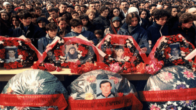Mijëra shqiptarë humbën jetën në Kosovë, pse nuk ngrihet një memorial për ta në Tiranë?