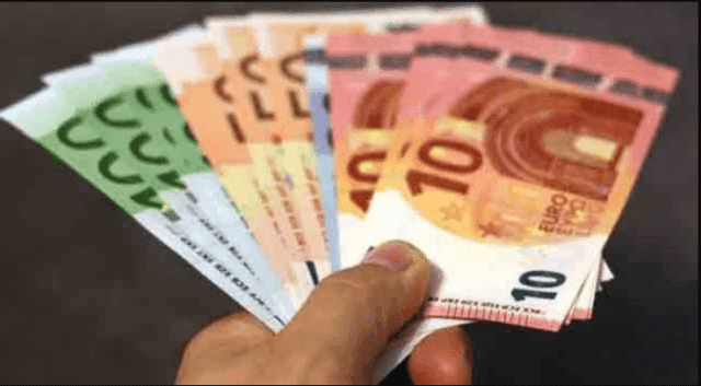 Mërgimtarët vazhdojnë të dërgojnë miliona euro në Kosovë Mërgimtarët vazhdojnë të dërgojnë miliona euro në Kosovë