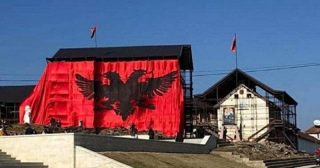 VIDEO/ Prekazi, ”Meka patriotike” e shqiptarëve VIDEO/ Prekazi, ”Meka patriotike” e shqiptarëve