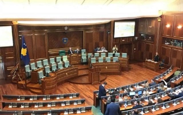 Asnjë kryeministër nuk e ka mbaruar mandatin në Kosovë
