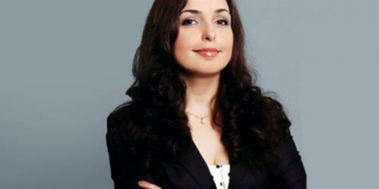 “Merkeli Kosovës”/ Vjosa Osmani zbulon me kë do bëjë koalicion: Vetëm me Vetëvendosjen “Merkeli Kosovës”/ Vjosa Osmani zbulon me kë do bëjë koalicion: Vetëm me Vetëvendosjen