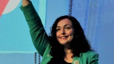 Vjosa i drejtohet popullit, tregon planin e saj për Kosovën! Vjosa i drejtohet popullit, tregon planin e saj për Kosovën!