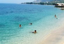 Brigjet e Vlorës plot me turistë/ Rrëfimi të huajve për kampingjet dhe detin Brigjet e Vlorës plot me turistë/ Rrëfimi të huajve për kampingjet dhe detin