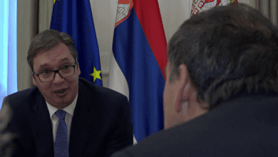 Vuçiç takon Pompeon/ Bisedime për Kosovën dhe marrëveshjen finale me Serbinë Vuçiç takon Pompeon/ Bisedime për Kosovën dhe marrëveshjen finale me Serbinë