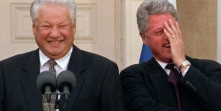 Ditari i ish-ambasadorit: Çfarë ndodhte në Moskë gjatë gjenocidit serb në Kosovë Ditari i ish-ambasadorit: Çfarë ndodhte në Moskë gjatë gjenocidit serb në Kosovë