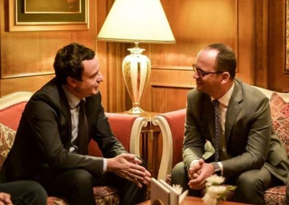 Ditmir Bushati në krye të “Vetëvendosjes”? Ditmir Bushati në krye të “Vetëvendosjes”?