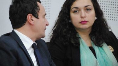 Osmani mesazh Kurtit për Asociacionin pas dështimit në KiE: Nuk do të cenojmë vlerat që përbëjnë themelin e vendit tonë Osmani mesazh Kurtit për Asociacionin pas dështimit në KiE: Nuk do të cenojmë vlerat që përbëjnë themelin e vendit tonë