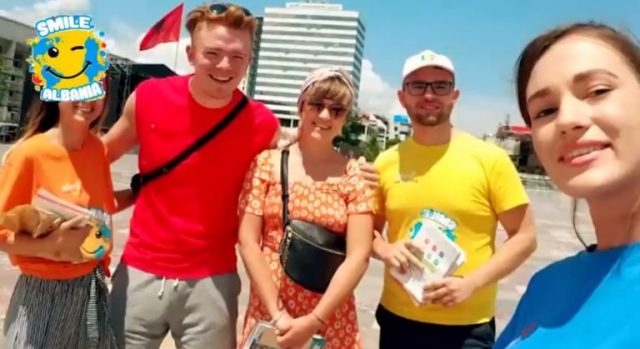 Mikpritja e afërt shqiptare, “Smile Albania” Mikpritja e afërt shqiptare, “Smile Albania”
