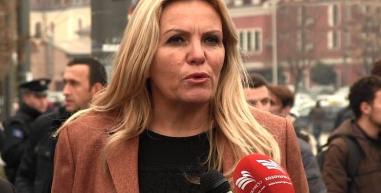 Mjekja e UÇK-së thirret për të dëshmuar në Hagë Mjekja e UÇK-së thirret për të dëshmuar në Hagë