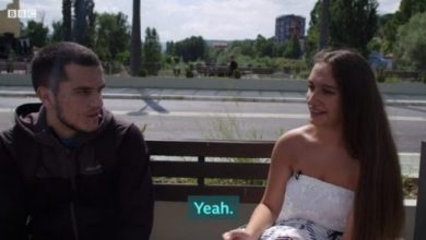 BBC dokumentar për Kosovën: Një djalë shqiptar dhe një vajzë serbe takohen për herë të parë! BBC dokumentar për Kosovën: Një djalë shqiptar dhe një vajzë serbe takohen për herë të parë!
