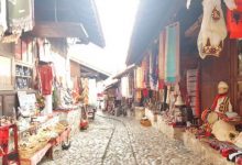 Kruja historike, destinacion i turistëve nga e gjithë bota