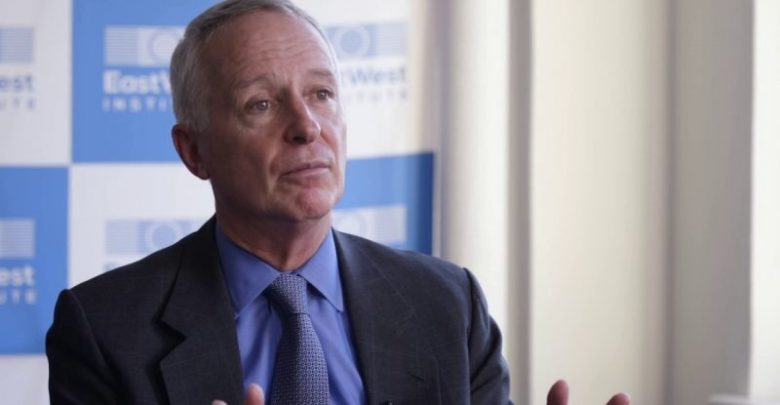 Diplomati amerikan: Edhe Rusia, Kina dhe Turqia janë të interesuar në dialogun Kosovë-Serbi Diplomati amerikan: Edhe Rusia, Kina dhe Turqia janë të interesuar në dialogun Kosovë-Serbi