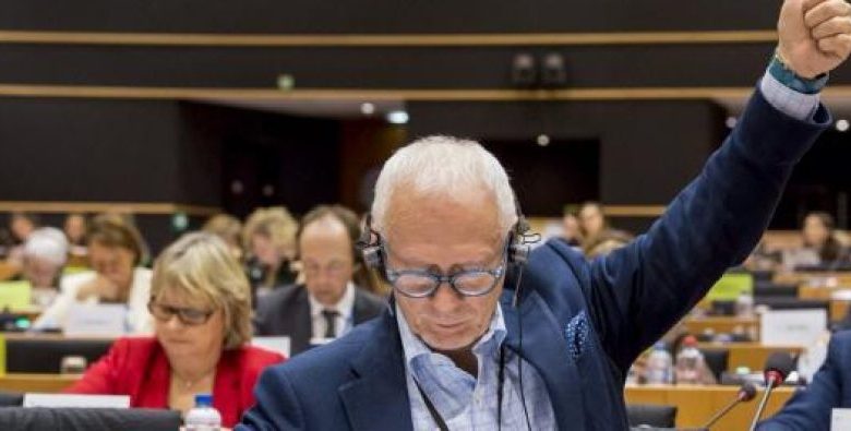 Komiteti LIBE në PE voton në favor të liberalizimit të vizave për Kosovën Komiteti LIBE në PE voton në favor të liberalizimit të vizave për Kosovën