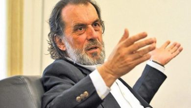 “Serbia të njohë Kosovën, është më mirë për të”, deklarata e fortë e Vuk Drashkoviç “Serbia të njohë Kosovën, është më mirë për të”, deklarata e fortë e Vuk Drashkoviç