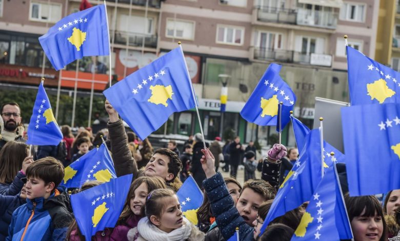 Shpenzimet e fushatës/ Rreth një milion euro u lejohet partive Shpenzimet e fushatës/ Rreth një milion euro u lejohet partive