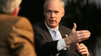 Johnson: Amerika duhet t’i bindë Kosovën dhe Serbinë për përfitimet e shumta nga arritja e marrëveshjes Johnson: Amerika duhet t’i bindë Kosovën dhe Serbinë për përfitimet e shumta nga arritja e marrëveshjes