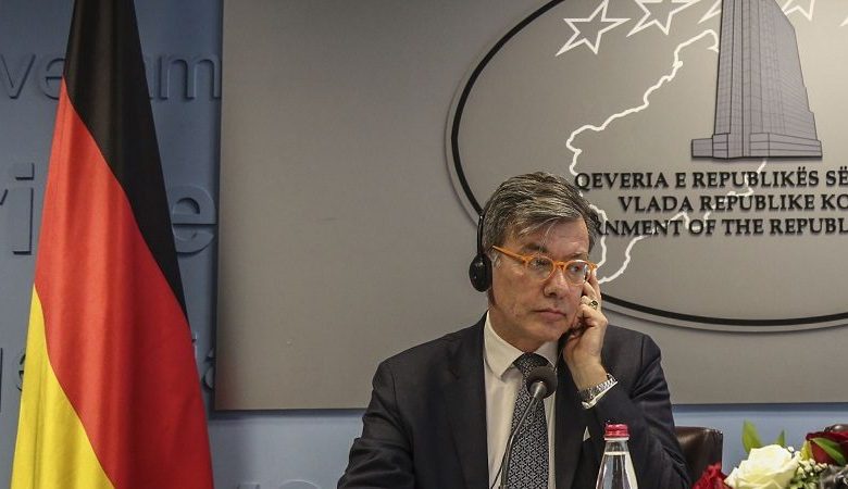 Ambasadori gjerman: Të rinisë dialogu, marrëveshja me Serbinë është në interes të Kosovës Ambasadori gjerman: Të rinisë dialogu, marrëveshja me Serbinë është në interes të Kosovës