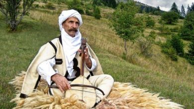 Serbia çon në UNESCO edhe brumërat, Dosja e Eposit ende në Tiranë Serbia çon në UNESCO edhe brumërat, Dosja e Eposit ende në Tiranë