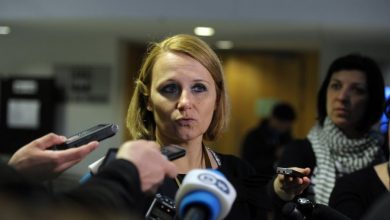 Zëdhënësja e BE’së: 6 tetori ishte një ditë e mirë për demokracinë në Kosovë Zëdhënësja e BE’së: 6 tetori ishte një ditë e mirë për demokracinë në Kosovë