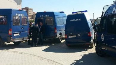 Policia e Kosovës nuk e lejon skuadrën serbe të futet në Kosovë Policia e Kosovës nuk e lejon skuadrën serbe të futet në Kosovë