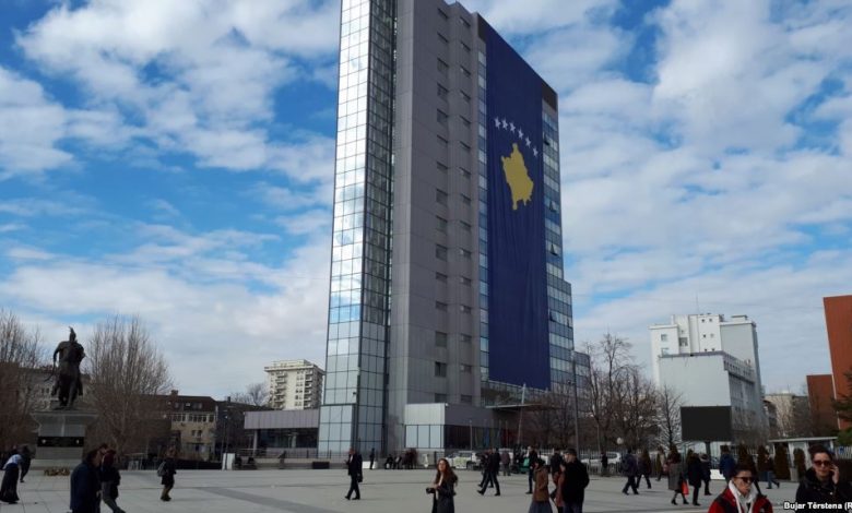Exit Poll/ Kush është fitues i zgjedhjeve në Kosovë? Exit Poll/ Kush është fitues i zgjedhjeve në Kosovë?