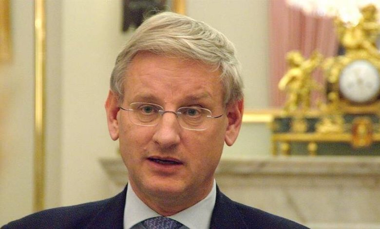 Ish kryeministri i Suedisë: Fitorja e Vetëvendosjes tregon revoltën e popullit për politikën e Kosovës Ish kryeministri i Suedisë: Fitorja e Vetëvendosjes tregon revoltën e popullit për politikën e Kosovës